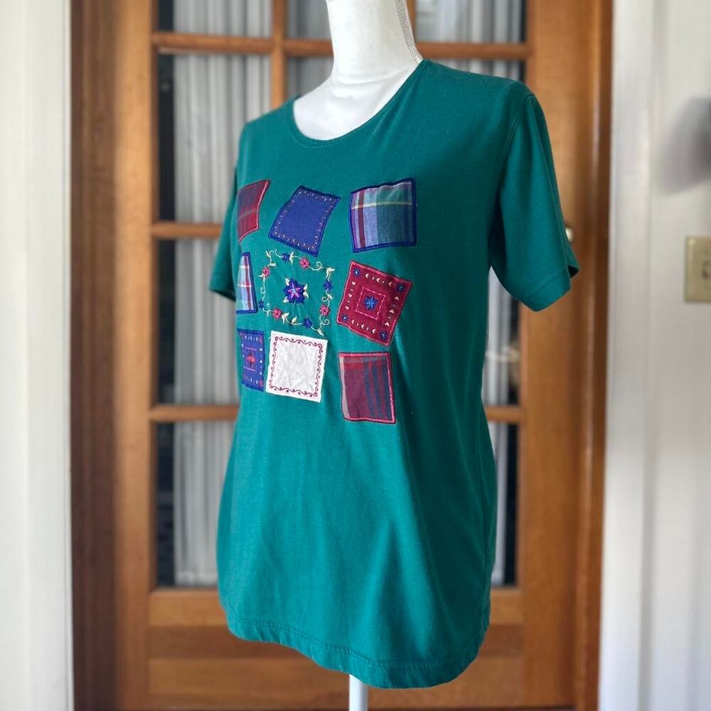 Vintage cottage core patchwork t shirt Size M